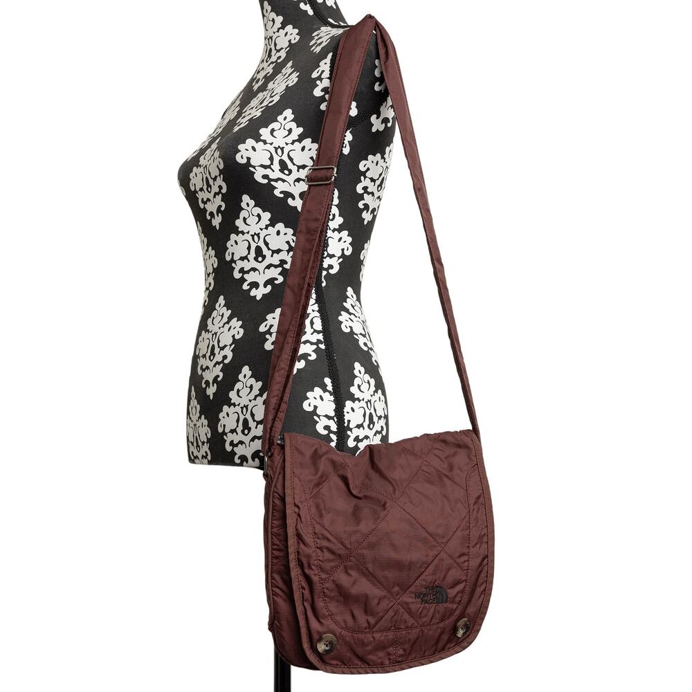 Women's GorpCore Vintage North Face Maroon Quilted Nylon CrossBody Messenger Bag